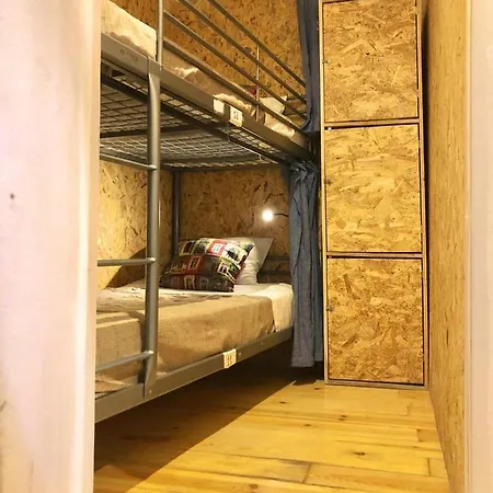 Hostel Now Bastidor Jovial *